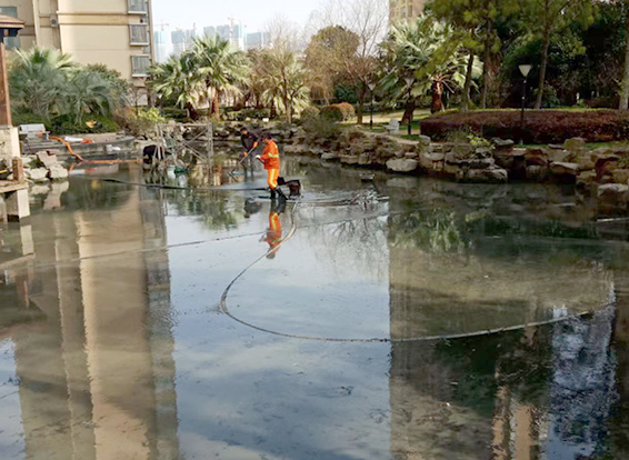 叶集景观池淤泥清理